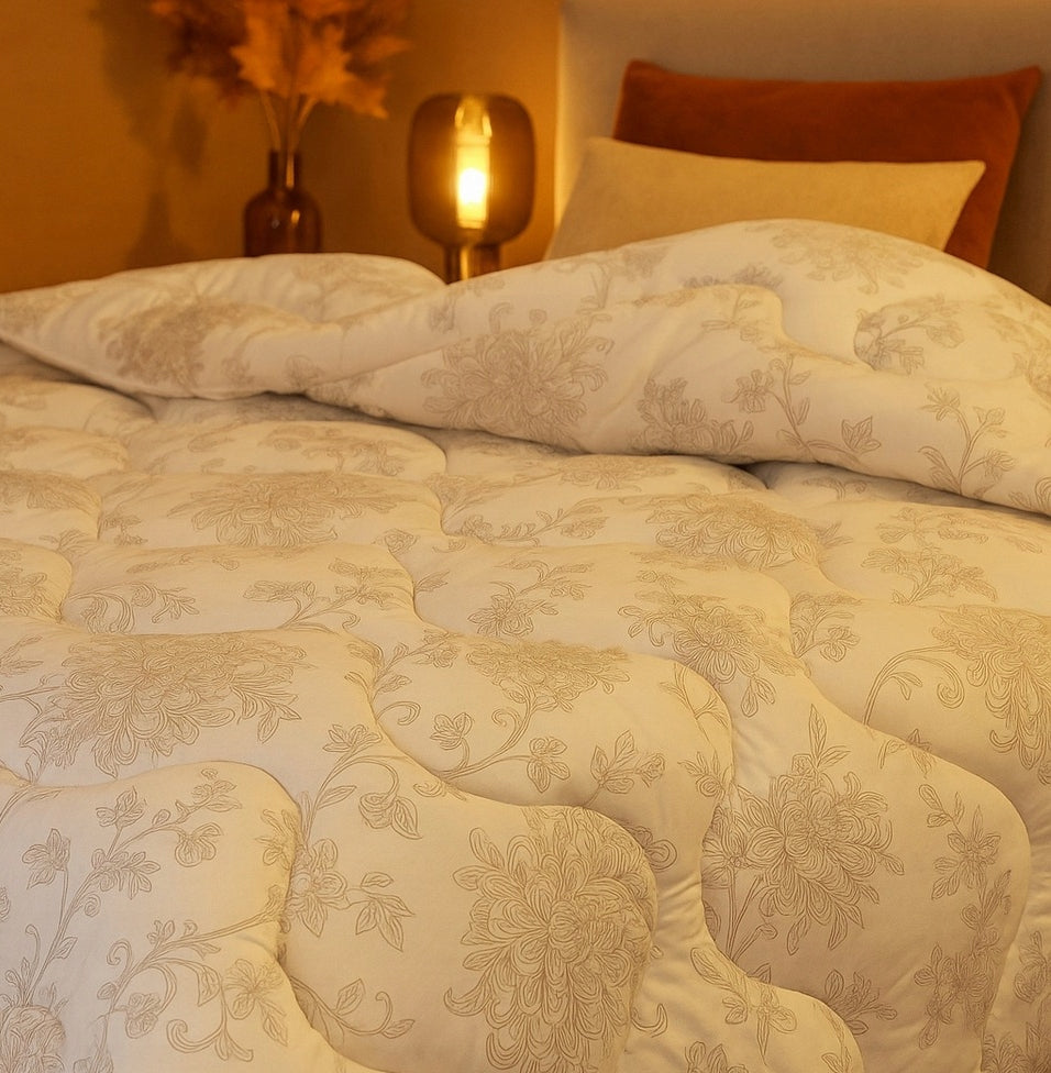 QUILT 140X200 ANTI-ALLERGIC YEAR-ROUND WITH FLOWERS Polish PREMIUM PRODUCT Length 200 cm
