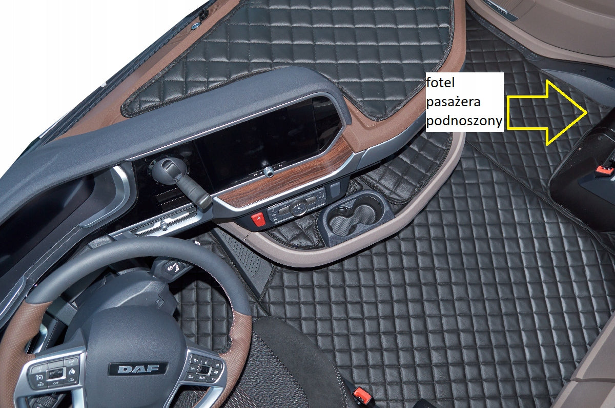 QUILTED RUGS ECO LEATHER DAF XG since 2022 -black