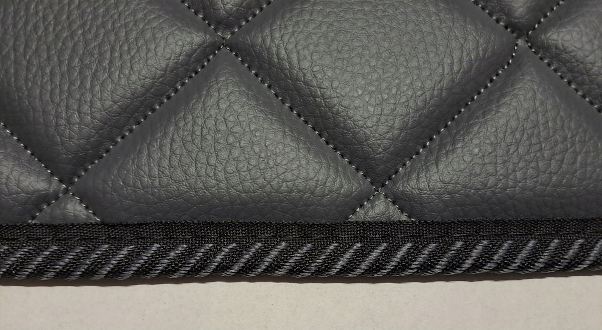 QUILTED RUGS LEATHER RENAULT MASTER PO 2020r red EAN (GTIN) 5905954552122