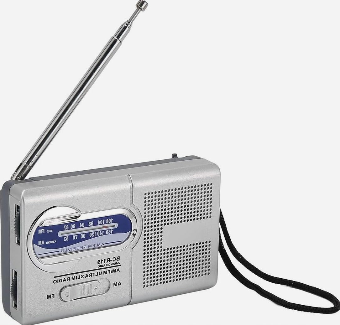 RADIO AM FM PORTABLE SILVER GREY MULTIFUNCTION BATTERIES COMPACT