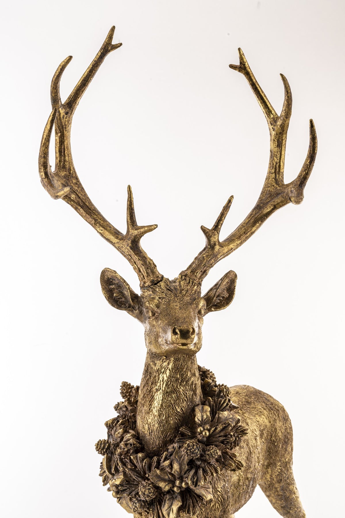 REINDEER FIGURINE CHRISTMAS DEER DECORATION STANDING GOLD SCULPTURE Packaging status original