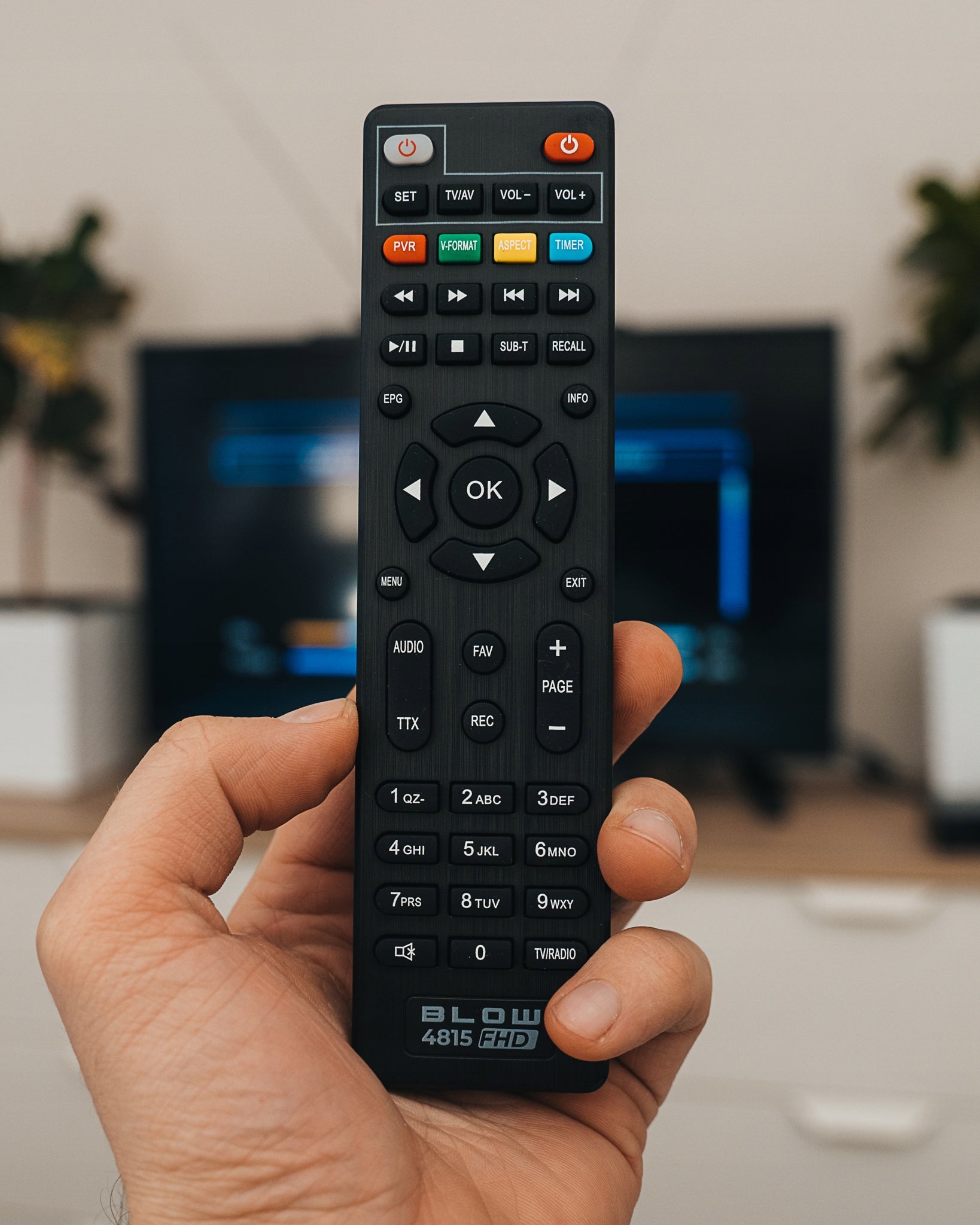 REMOTE CONTROL FOR LCD DECODER UNIVERSAL REPLACEMENT WITHOUT PROGRAMMING 4525FHD BLOW Packaging status original
