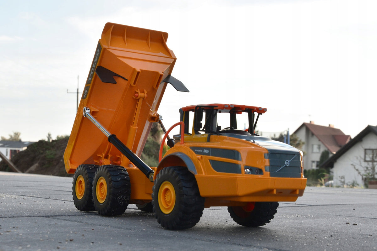REMOTE CONTROLLED DUMP TRUCK VOLVO A40G 1:26 LIGHTS + SOUNDS Manufacturer code E581-003xxx