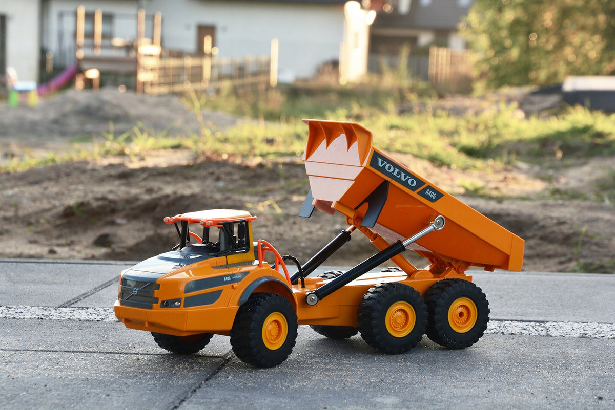 REMOTE CONTROLLED DUMP TRUCK VOLVO A40G 1:26 LIGHTS + SOUNDS Packaging status original