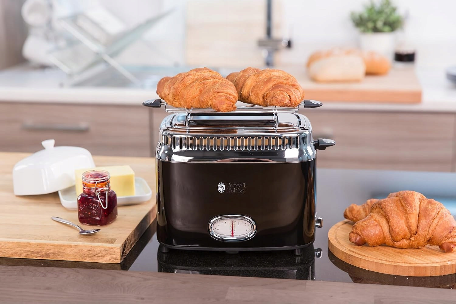 RETRO TOASTER 2 SLICES 1300W WITH DEFROST FUNCTION AND GRATE, BLACK Power rating 1300 W