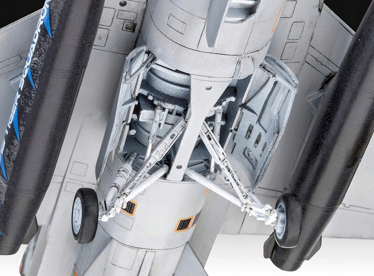 REVELL 03844 - F-16D Tigermeet 2014 1/72 aircraft Model Lockheed Martin F-16D Tigermeet 2014