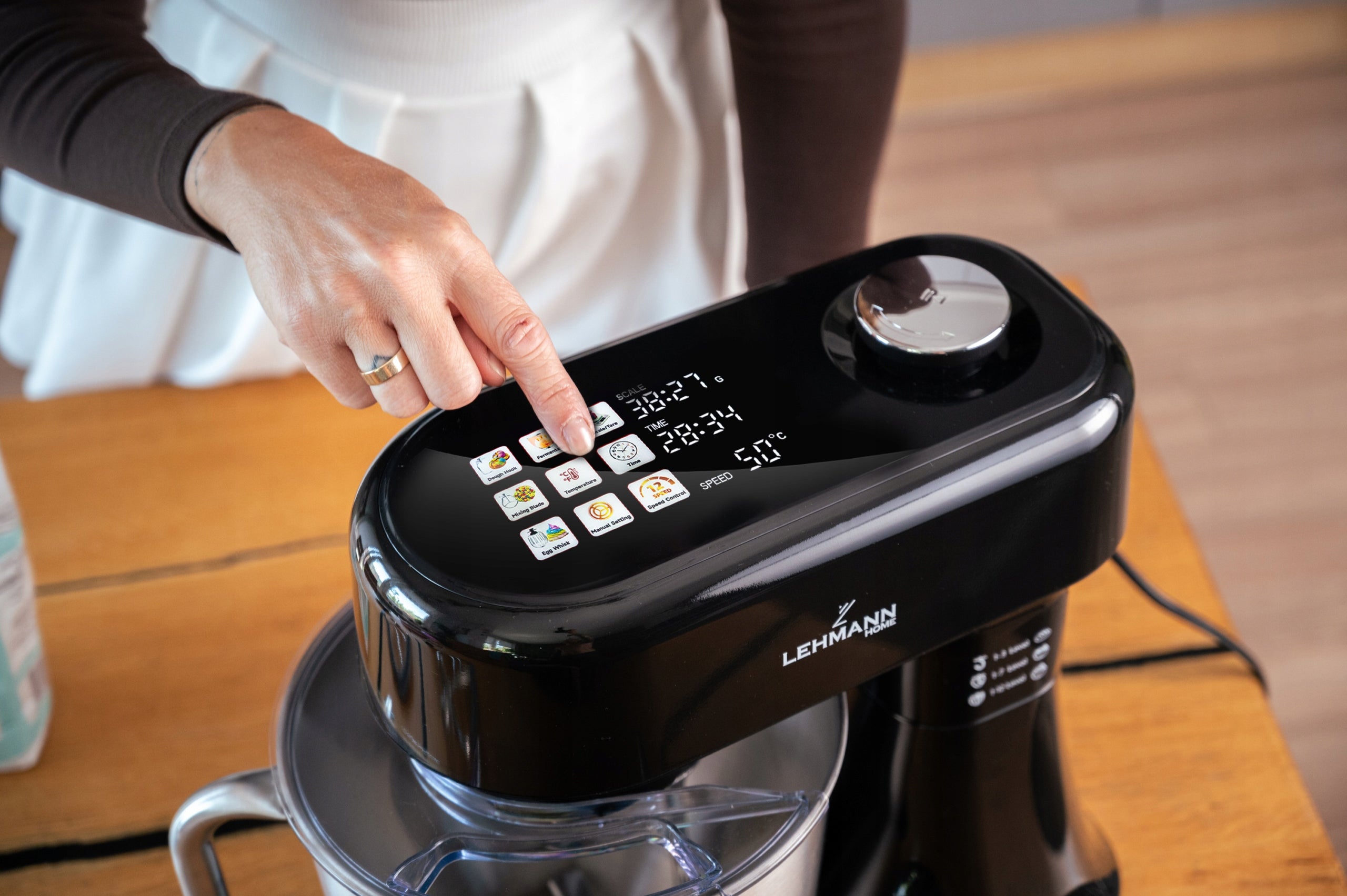 ROBOT PLANETARY KITCHEN MIXER WITH SCALE HEATED BOWL UP TO 45C LED PANEL Model ARISTO CZARNY
