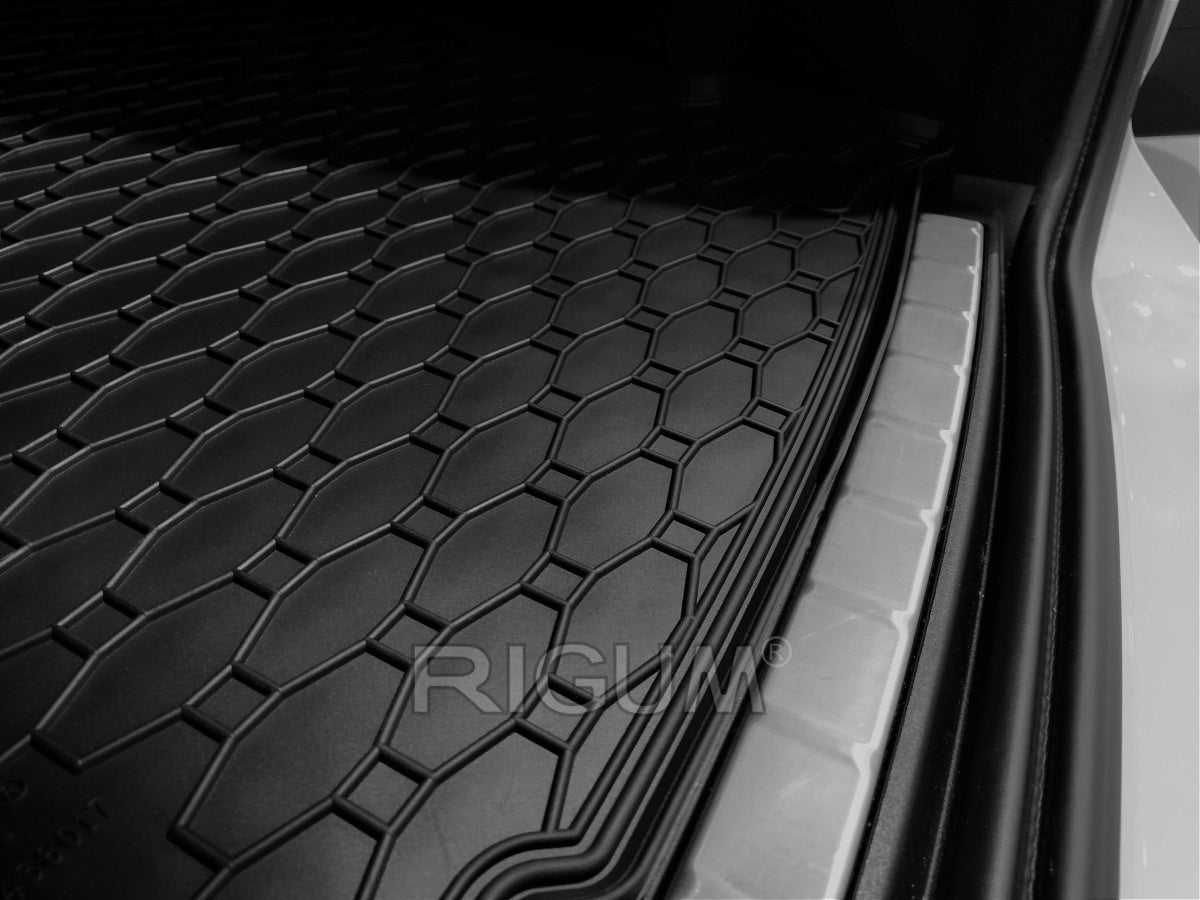 RUBBER MAT RUG FOR TRUNK Volvo XC60 II since 2017.- Manufacturer Rigum