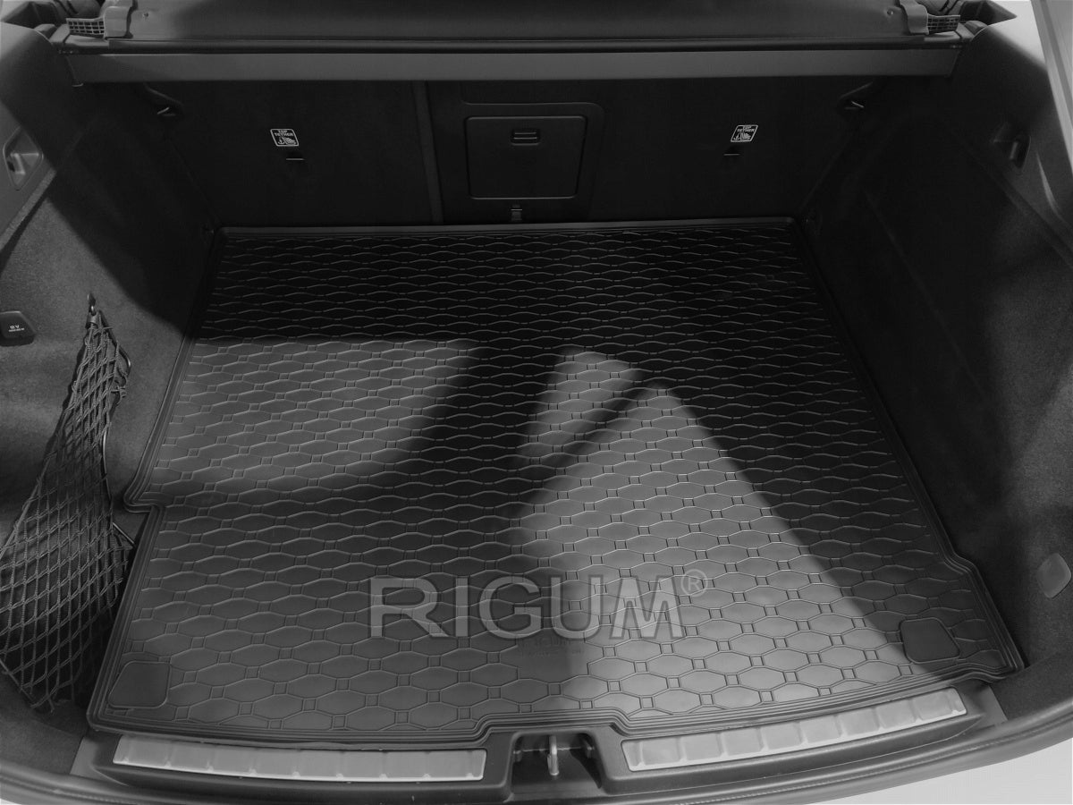 RUBBER MAT RUG FOR TRUNK Volvo XC60 II since 2017.- Manufacturer's catalog number 438017-1