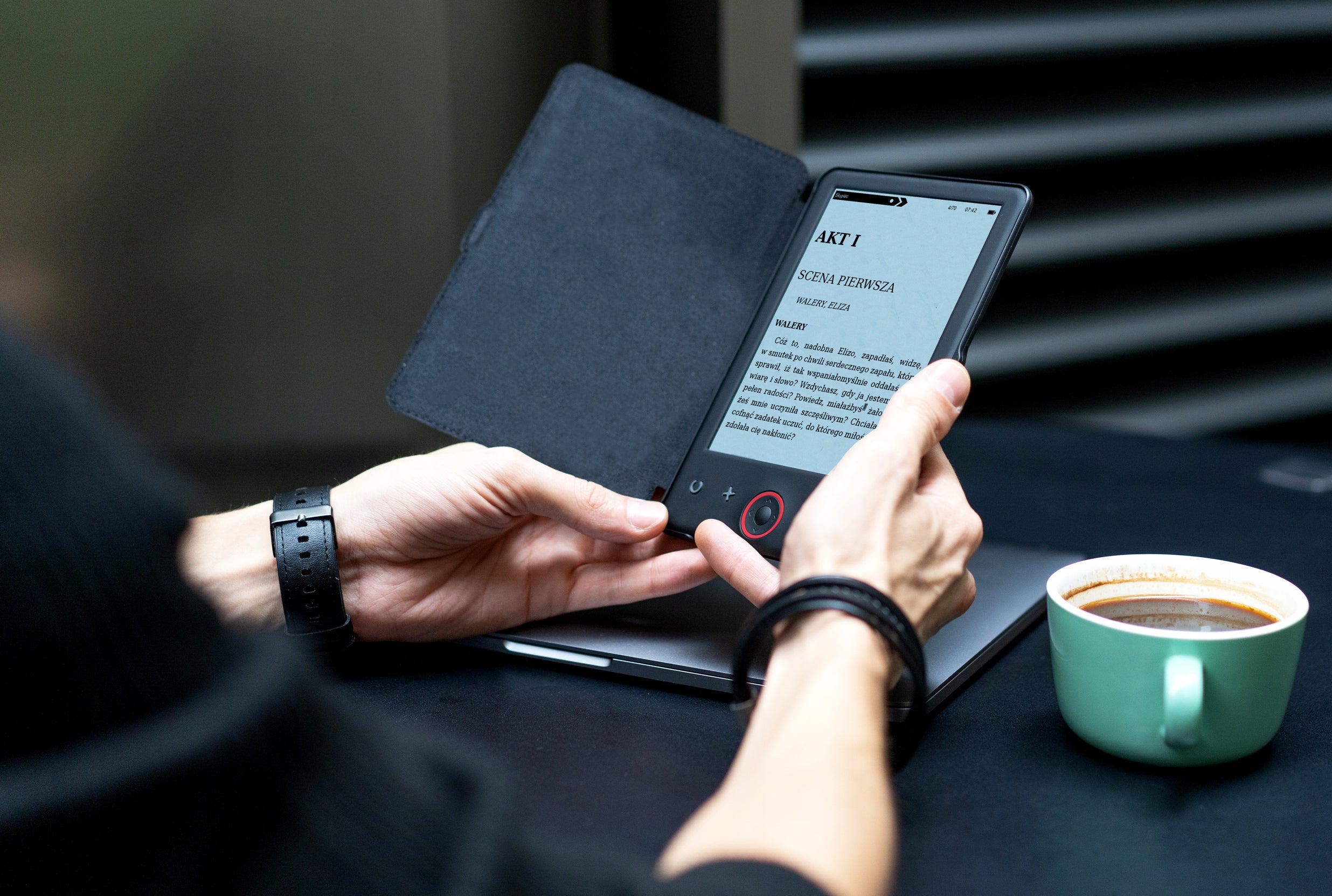 Reader Bemi Cognita Light2 /6 inches/smartLED backlight/8GB black Manufacturer code BRCGL2BB