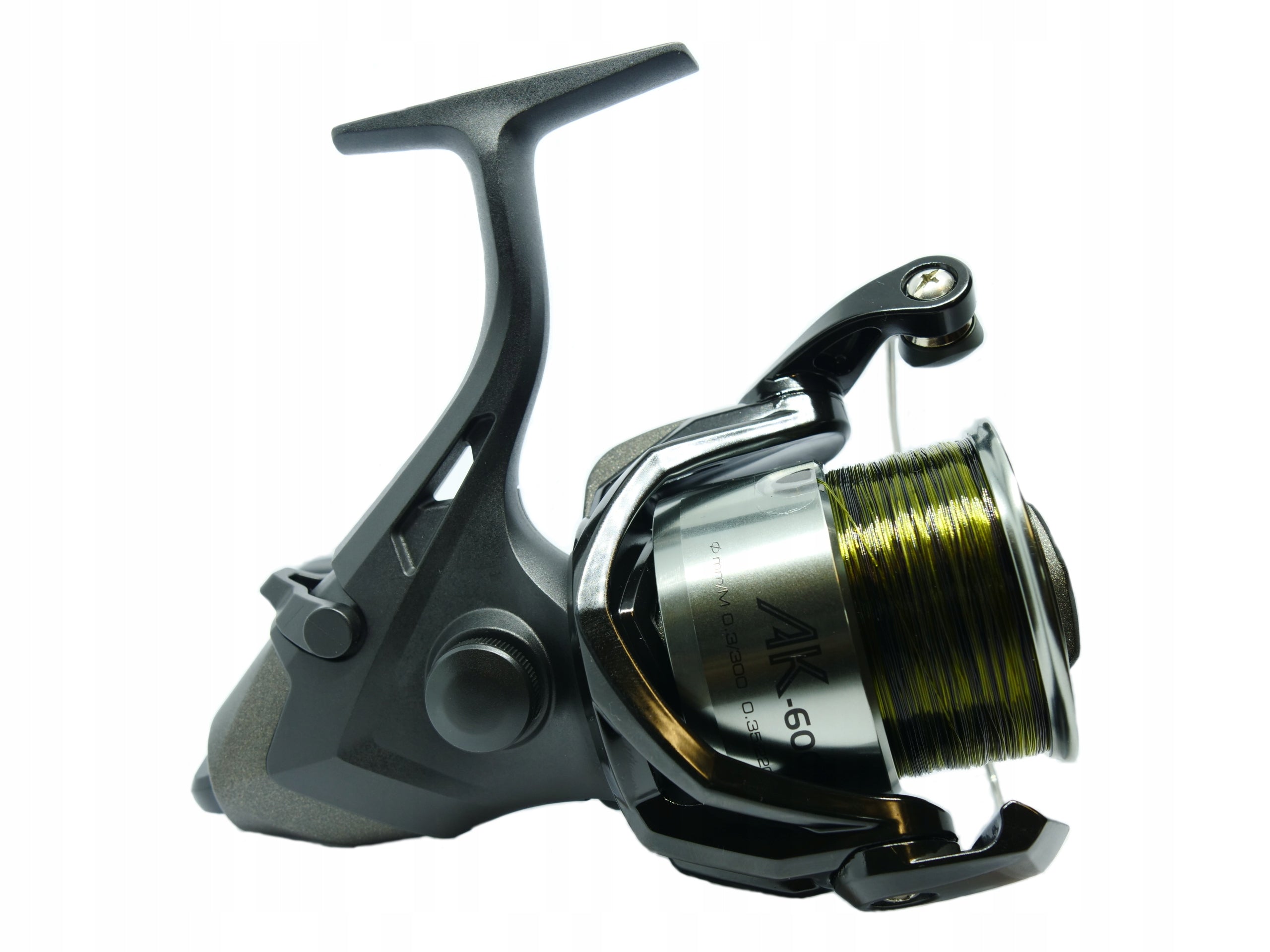 Reel Okuma AK 6000 Baitfeeder with wound line