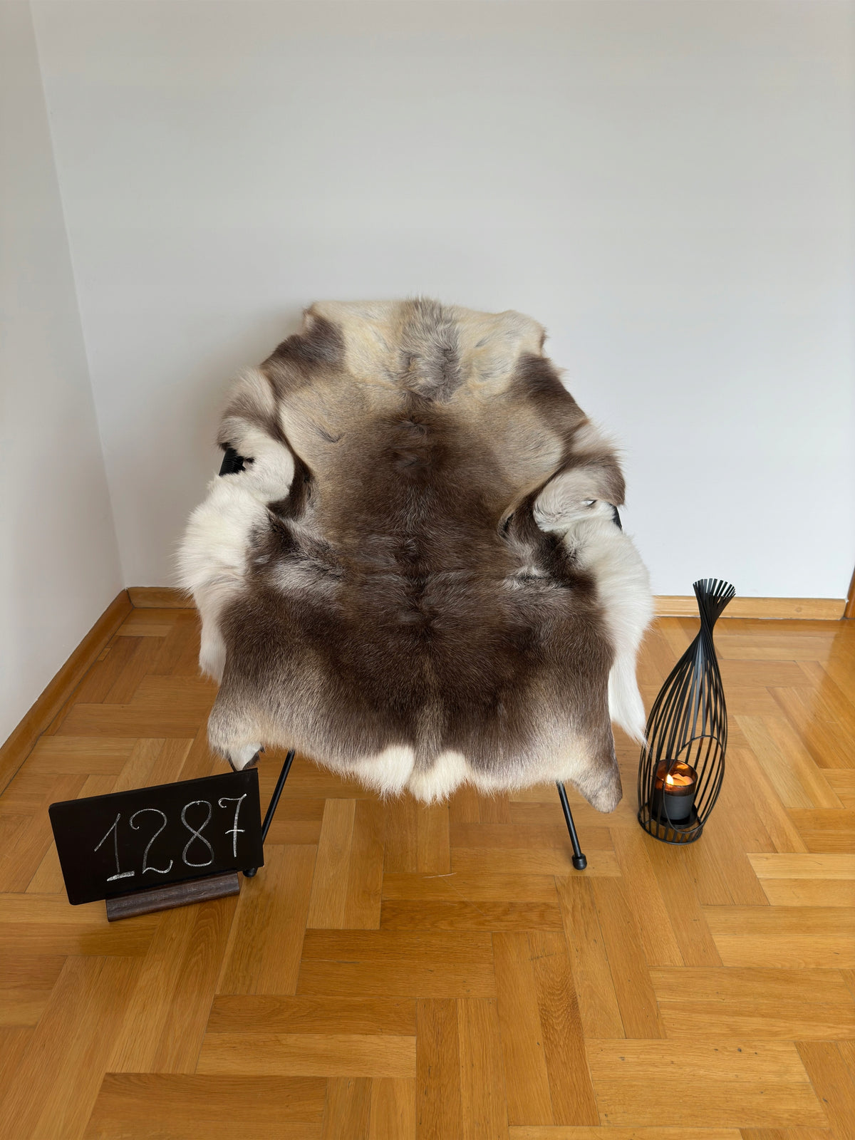 Reindeer leather 131x101 cm Exclusive Scandinavian Decoration Class B