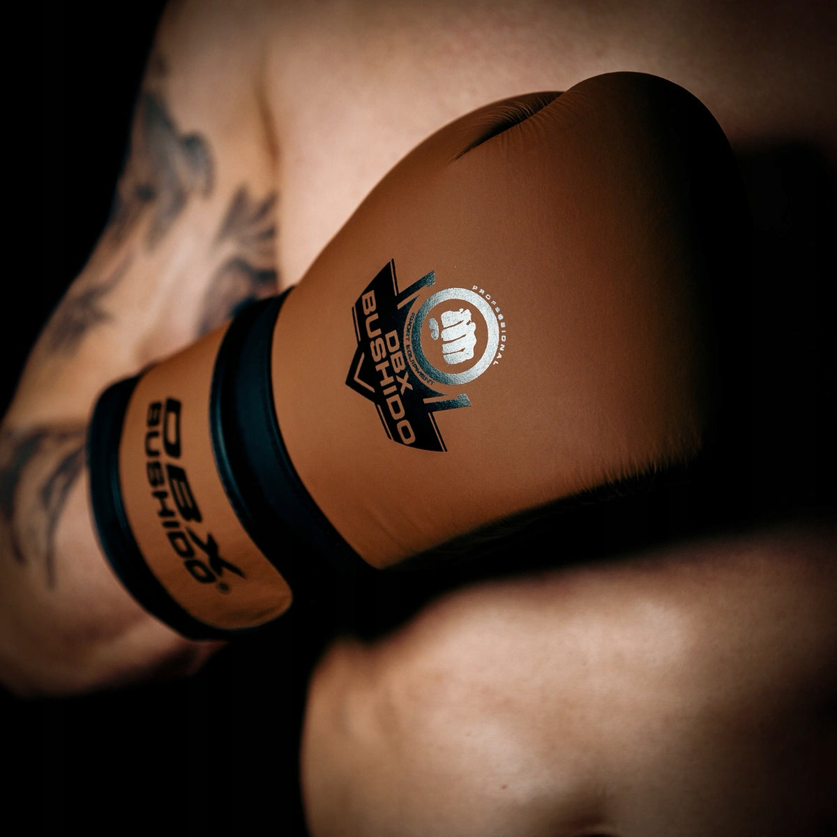 Retro Leather Boxing Gloves Brown DBX Bushido 16 oz Packaging status original