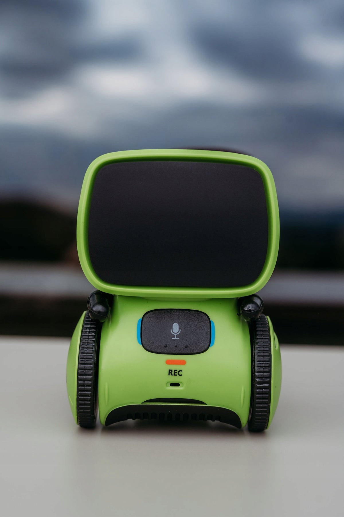 Robot TOY Interactive, Learning, Voice and Touch Controlled, For Kids Packaging status original