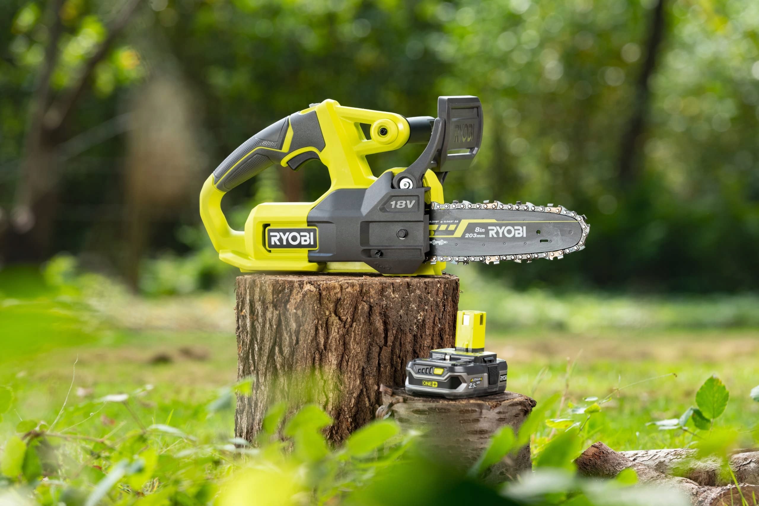 Ryobi RY18CS20A-125 Chainsaw 18V 20cm with 2.5 Ah Battery Brand Ryobi