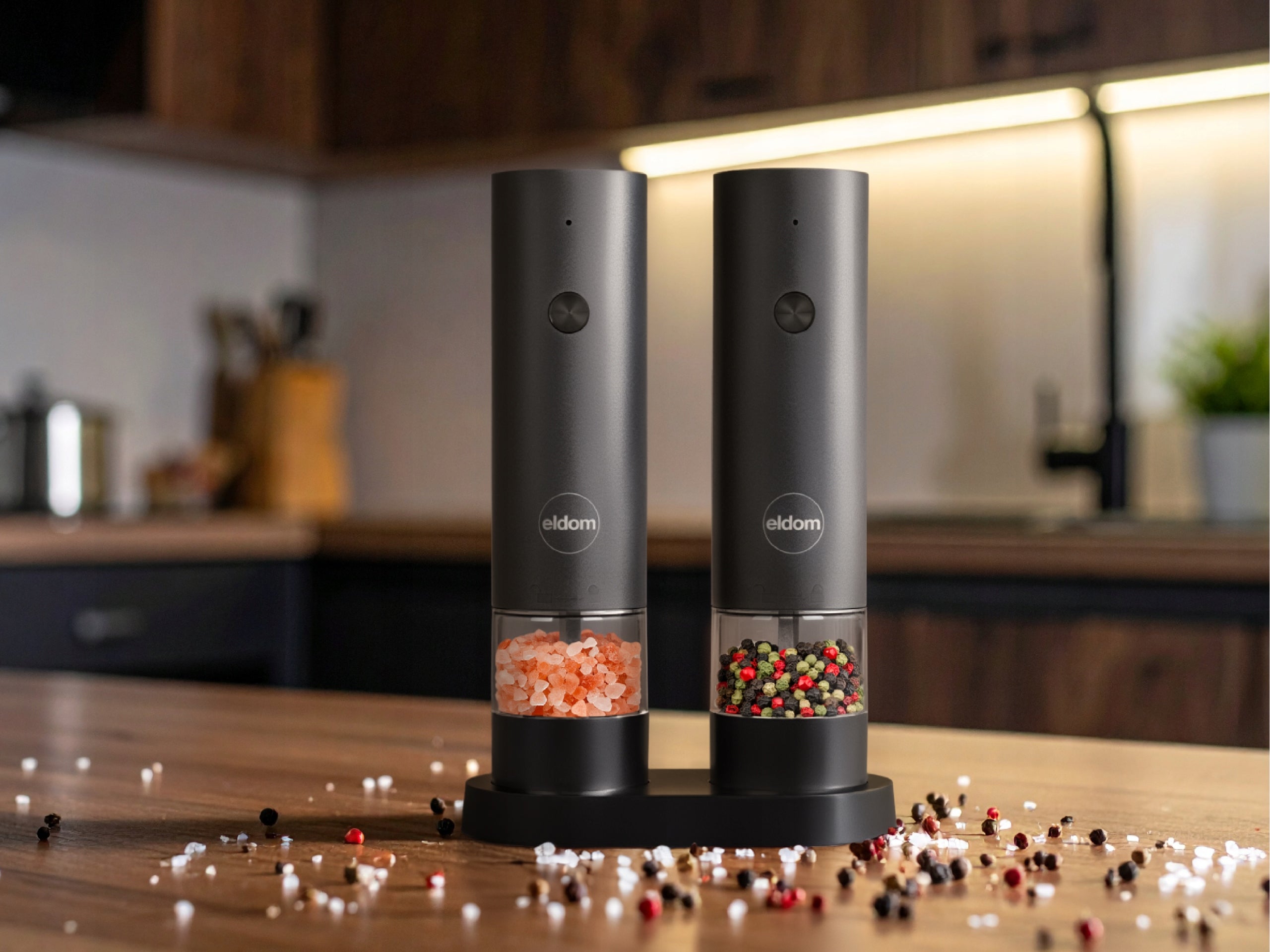 SALT AND PEPPER GRINDER RECHARGEABLE USB-C CERAMIC FILAMENT SET OF 2 Packaging status original