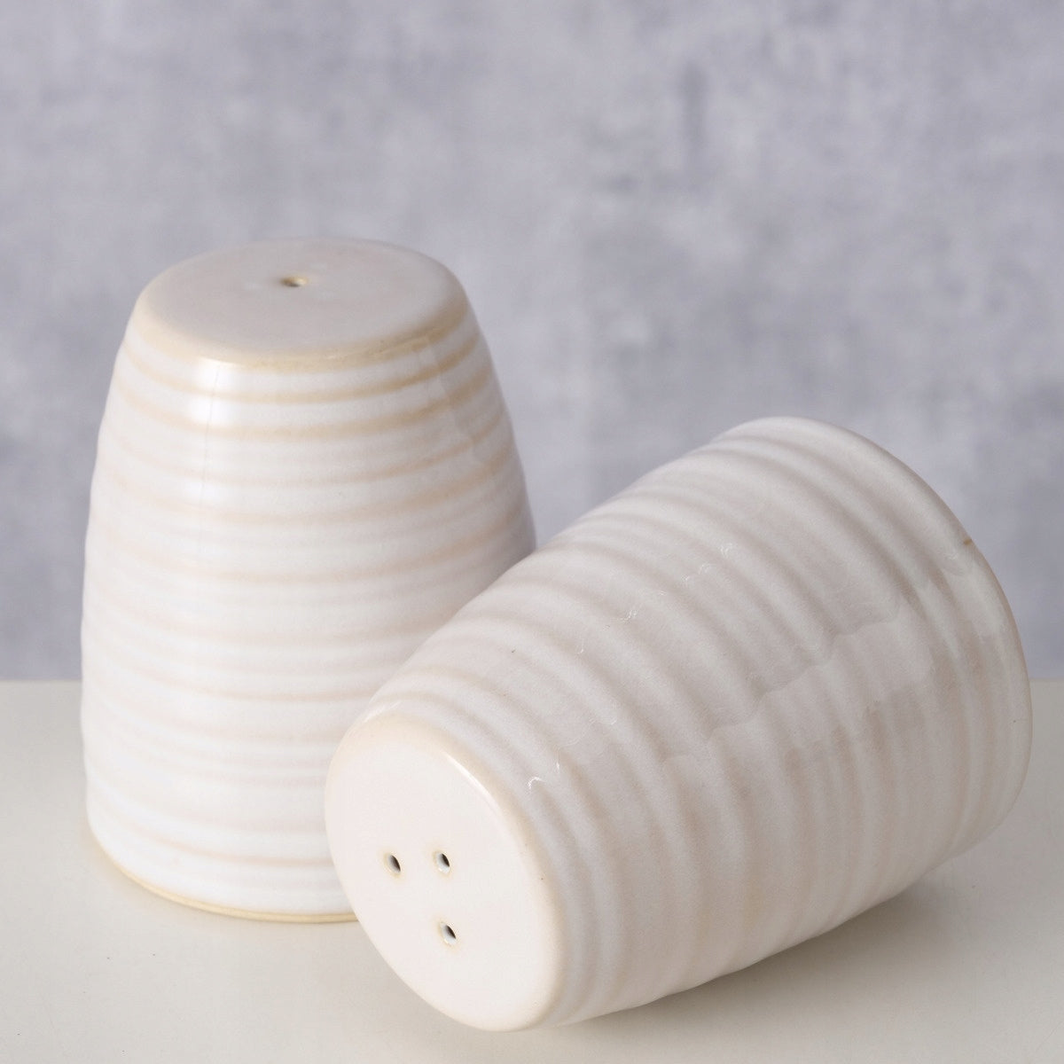 SALT AND PEPPER SHAKER CERAMIC SALT PEPPER SET 8 cm 2 pcs Kind salt and pepper castors