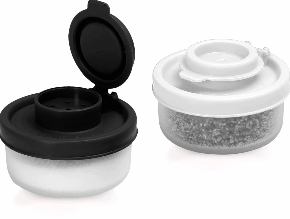 SALT SHAKER PEPPER SHAKER SET OF 2 MINI TOURIST CAMPING