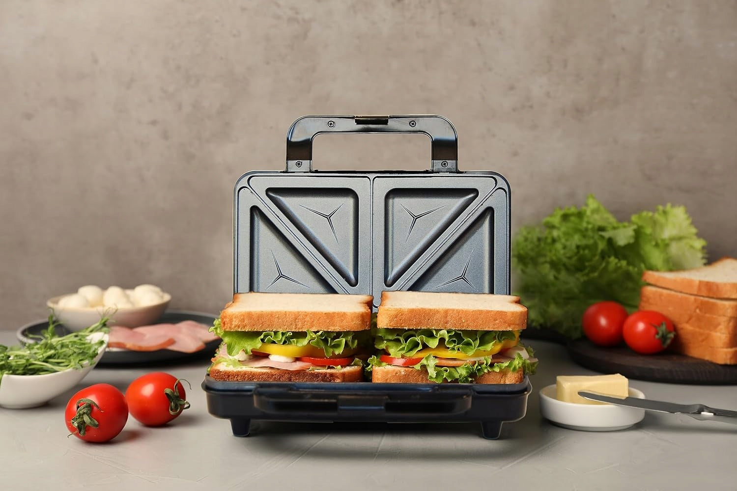 SANDWICH TOASTER XL 900W BEIGE NON-STICK AUTOMATIC SHUTDOWN Power rating 900 W