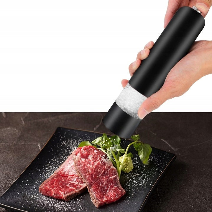 SET OF 2X AUTOMATIC ELECTRIC GRINDER FOR SALT PEPPER SPICES BLACK Manufacturer code MŁYNEK ELEKTRYCZNY CZARNY DO SOLI PIEPRZU