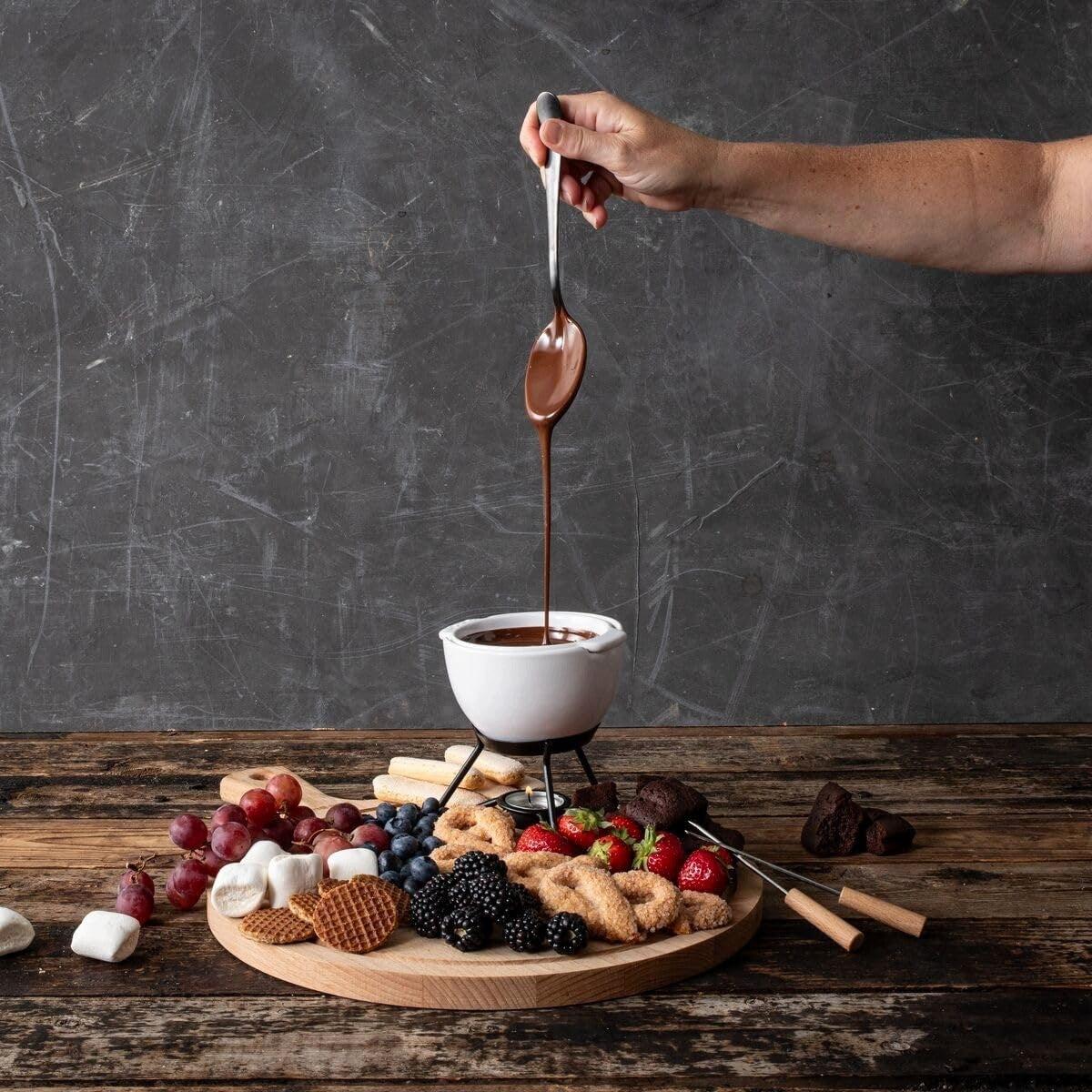 SET OF CHOCOLATE FONDUE IN A WATER BATH 250 ML WHITE Customs tariff code 73239100