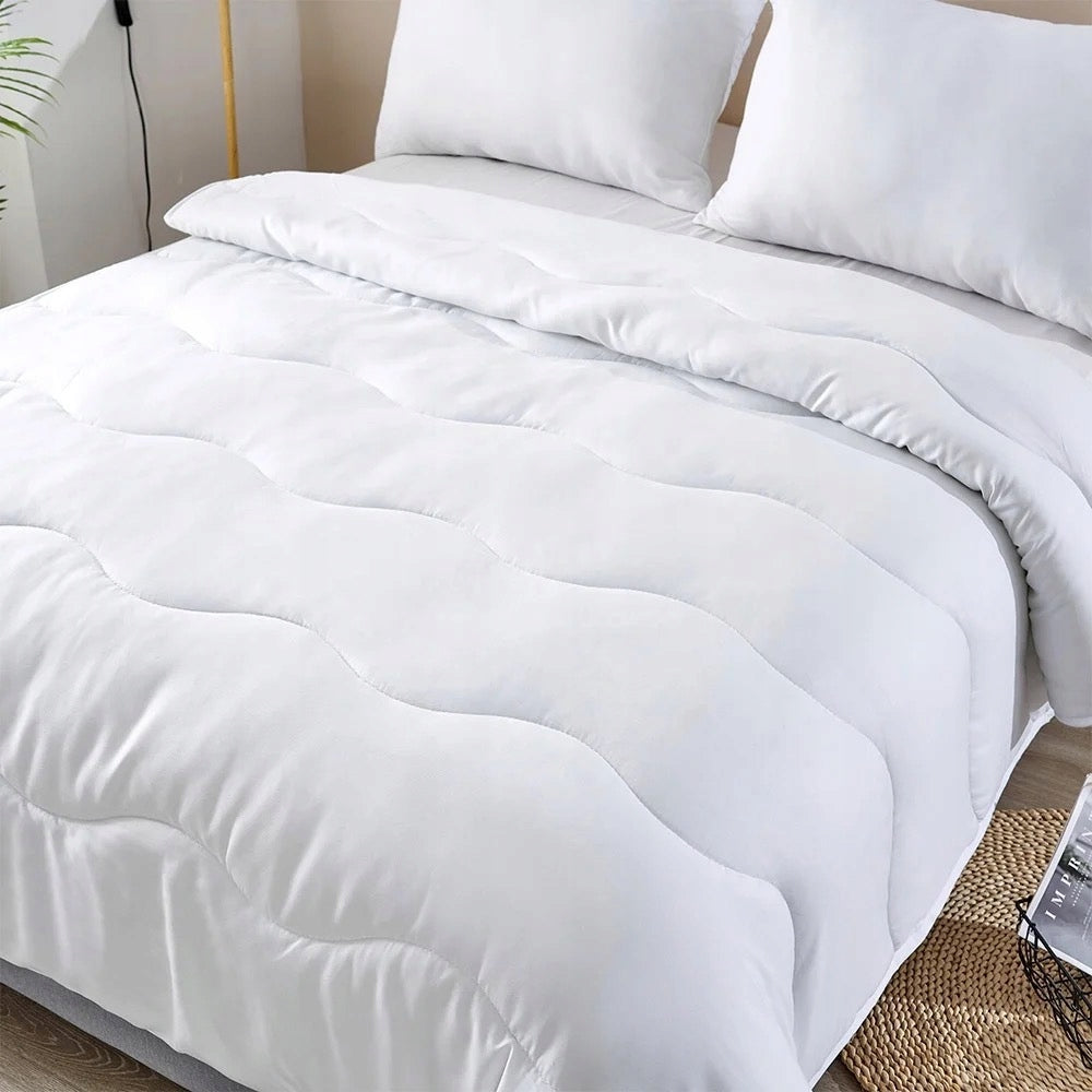 SET YEAR-ROUND QUILT 140X200 + PILLOW 70X80 POLISH PRODUCT Length 200 cm