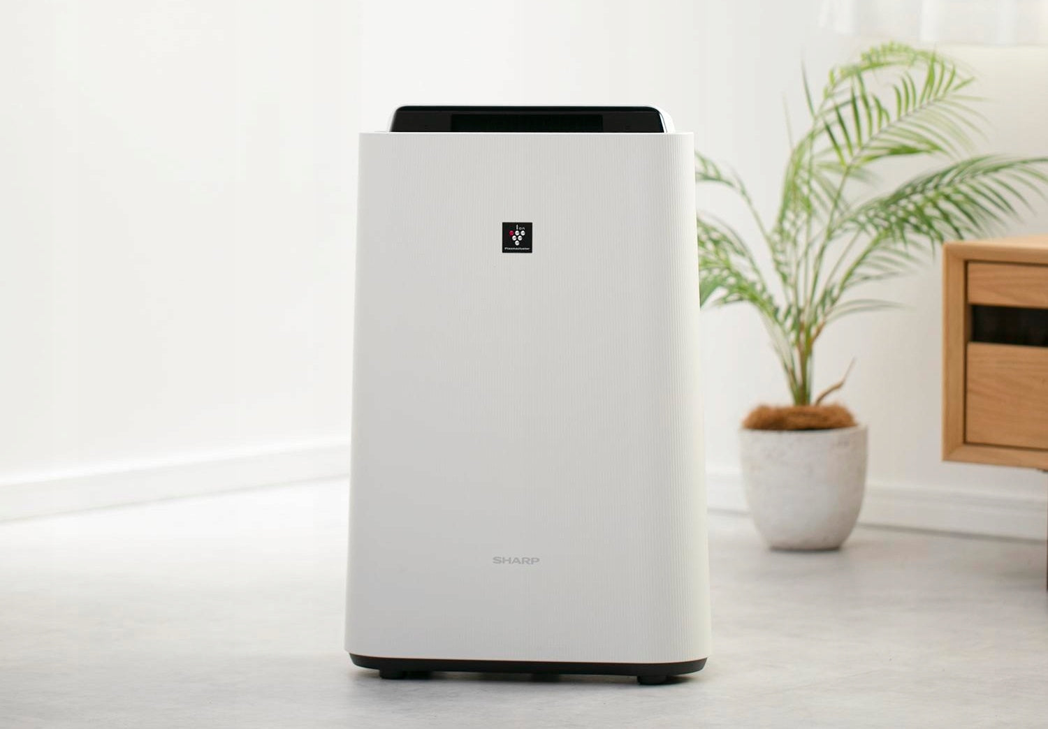 SHARP Air purifier + humidifier + HEPA ionization 3in1 KC-D50EUW Brand Sharp