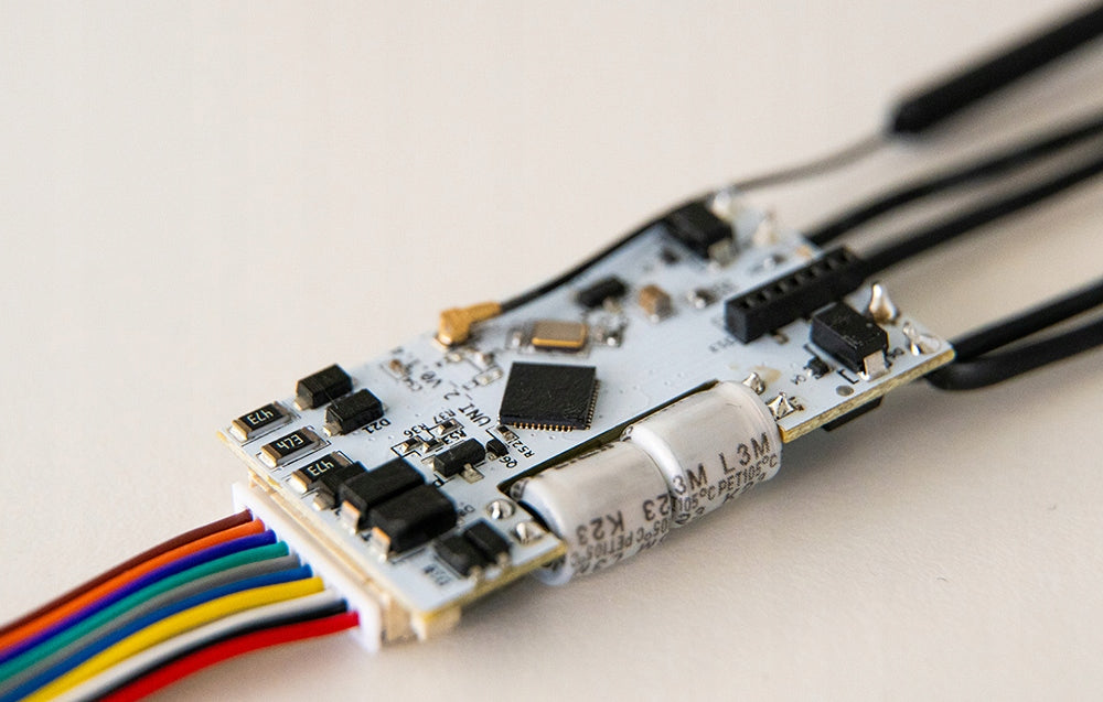 SHELLY INTELLIGENT CONTROLLER UNIVERSAL WI-FI MODULE BLUETOOTH 4.2 30V Packaging status original