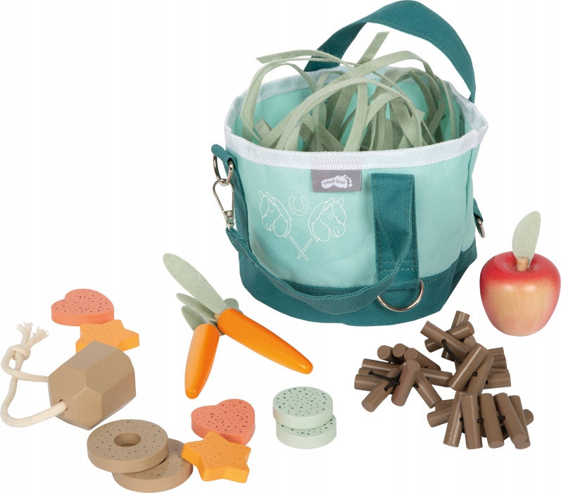 SMALLFOOT HOBBY HORSE FEEDING SET IN BAG CARROT FEED Gender boys girls