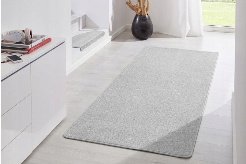 SMOOTH, ANTI-ALLERGIC CARPET, APPROPRIATES, 200X200, gray Manufacturer code Dywan szary Wykładzina na wymiar obszyta