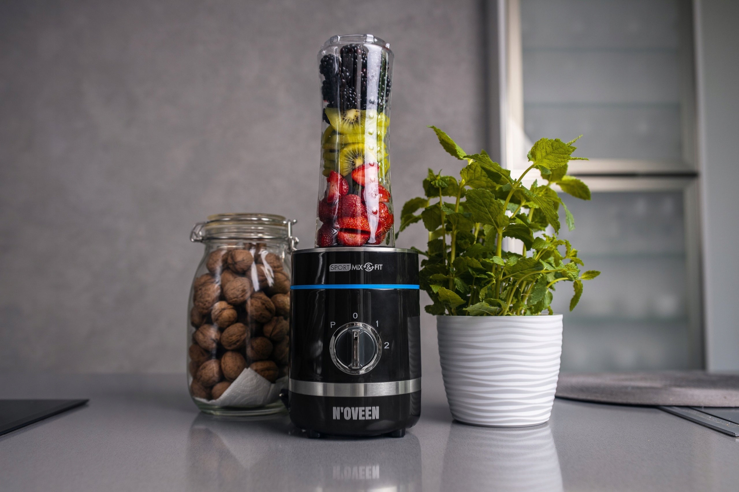 SPORTS BLENDER SMOOTHIE COCKTAIL MIXER + GRINDER EAN (GTIN) 5902221620324
