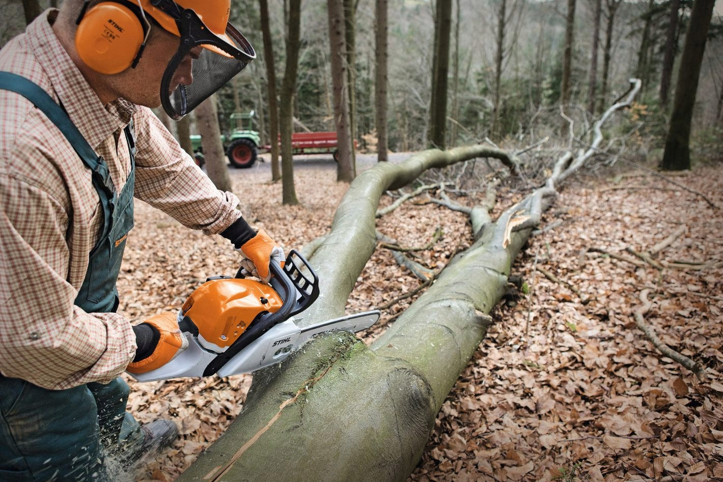 STIHL MS 391 Powerful 40cm chainsaw Power supply combustion