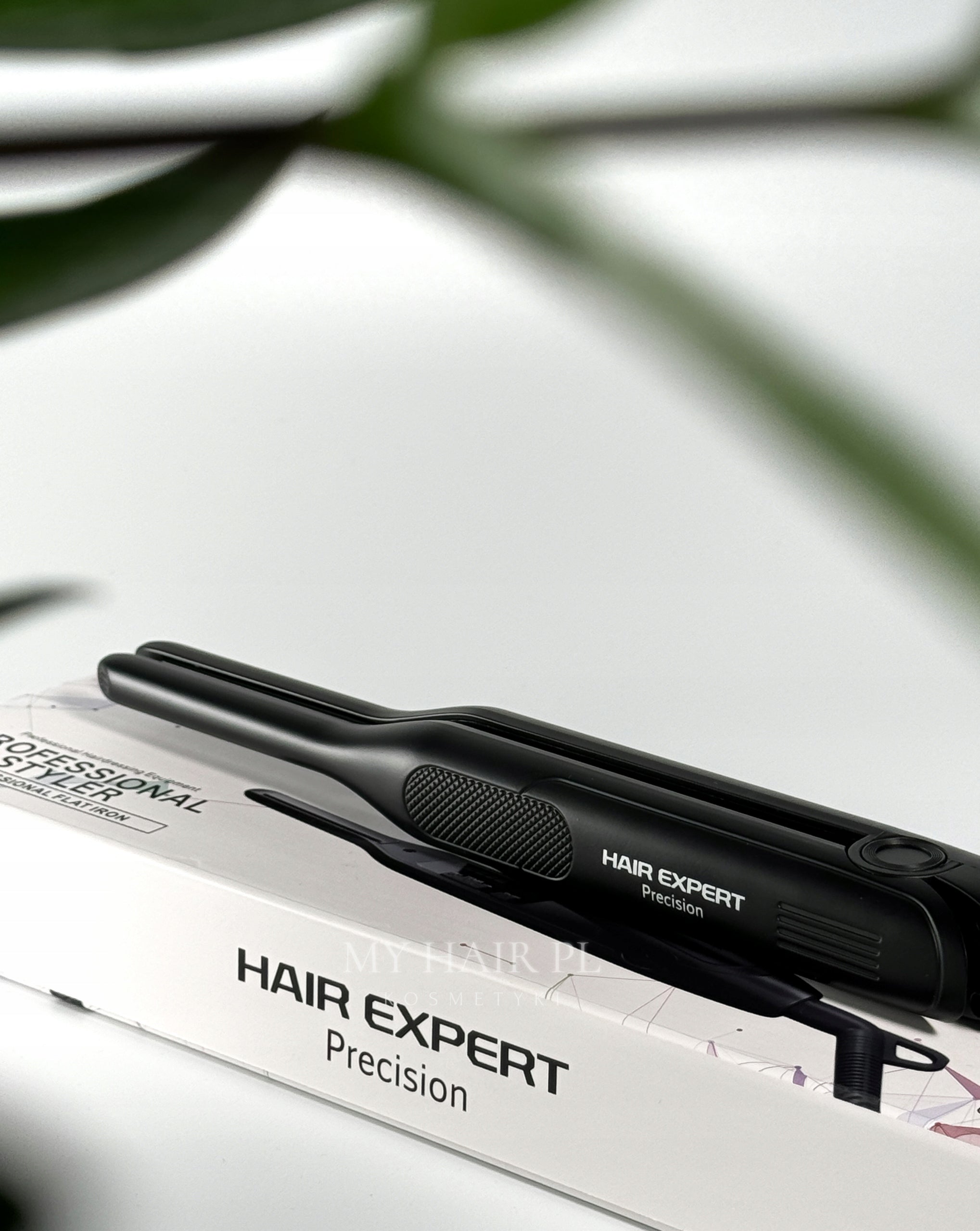 STRAIGHTENER WITH THIN PLATES HAIR EXPERT PRECISIO Manufacturer code 5902037820376