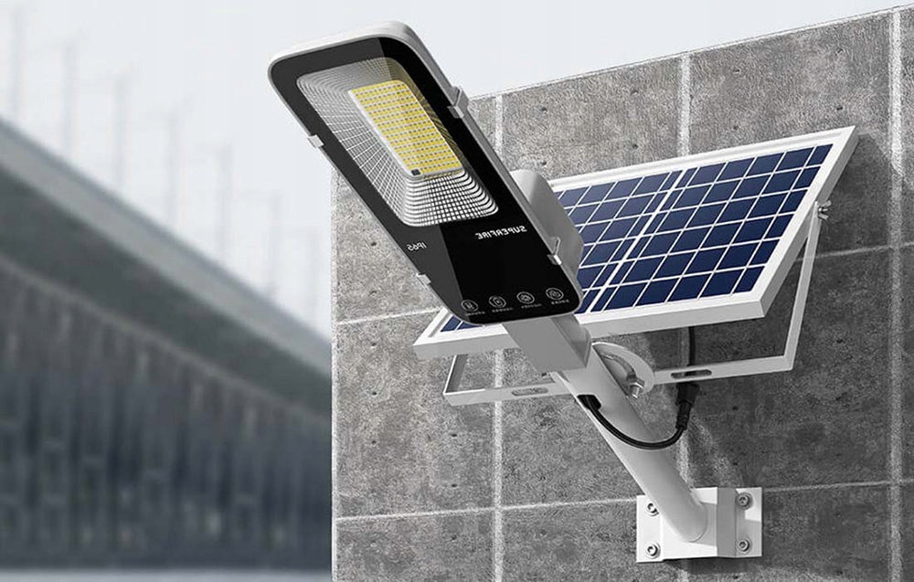 SUPERFIRE POWERFUL SOLAR LED LAMP 63W SOLAR PANEL OUTDOOR REMOTE CONTROL IP65 Packaging status original