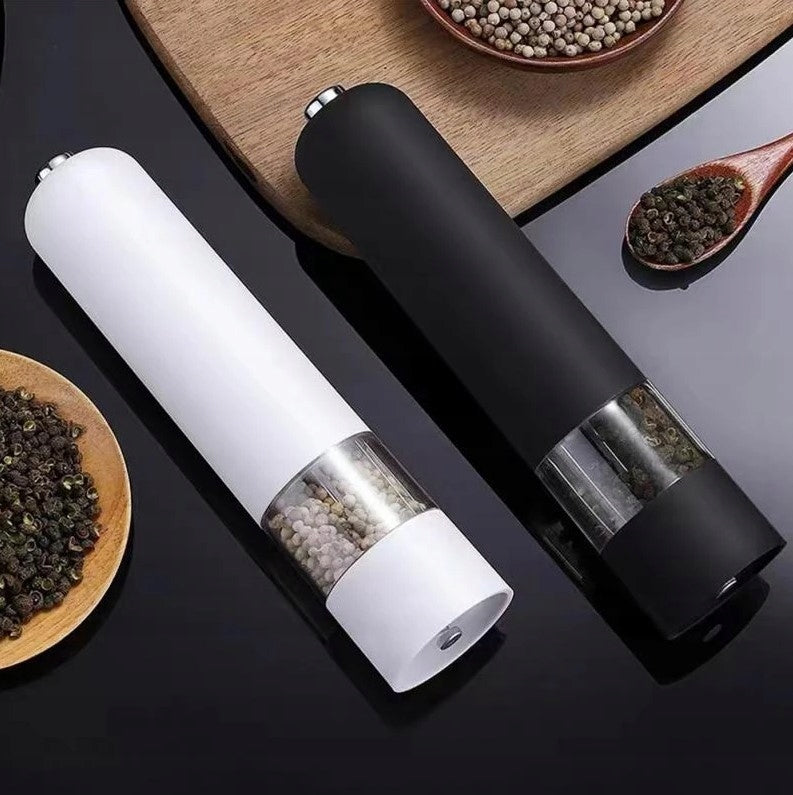 Salt and Pepper Grinder Set Electric Black White Led Set Packaging status original