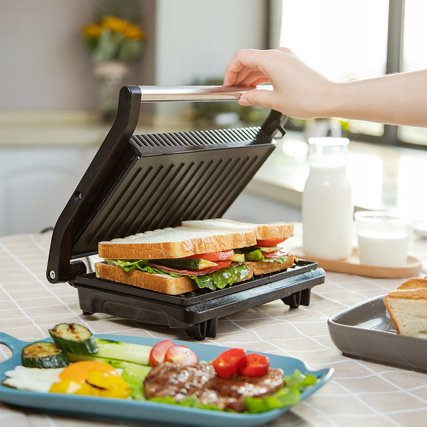 Sandwich maker panini electric grill 800W contact 180° Power rating 800 W