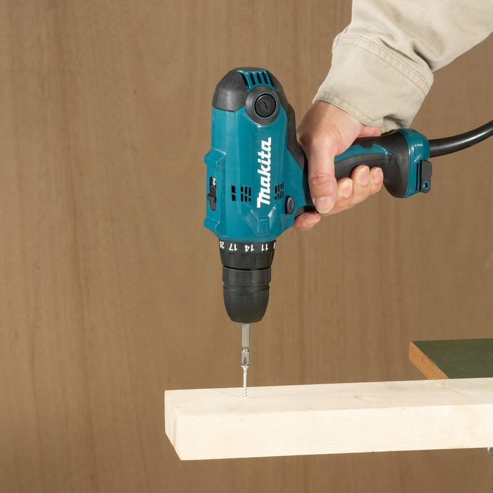 Screwdriver Makita mains power supply 230 V DF0300 Manufacturer code DF0300