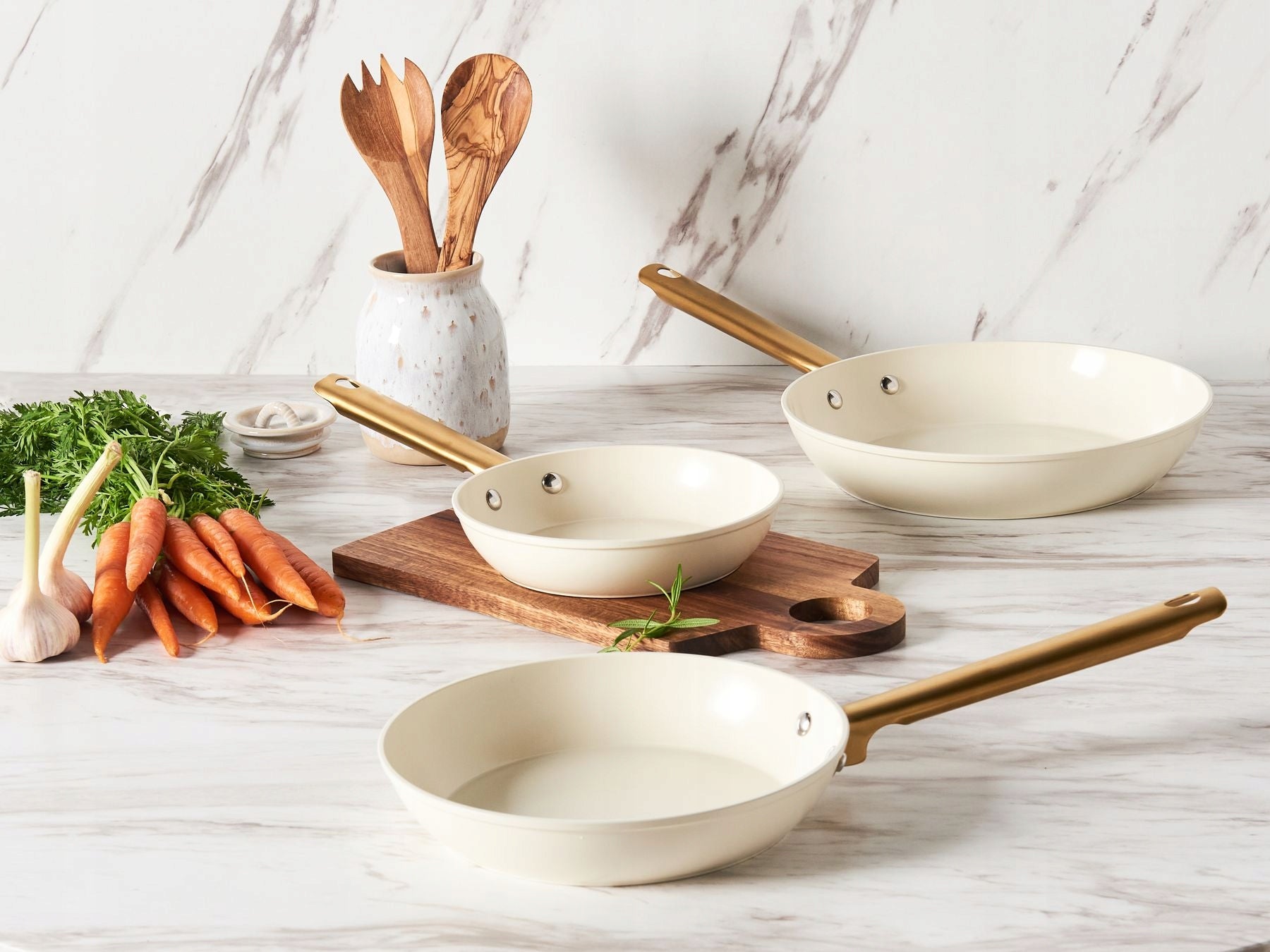 Set of 3 pans with ceramic coating broken white Packaging status original