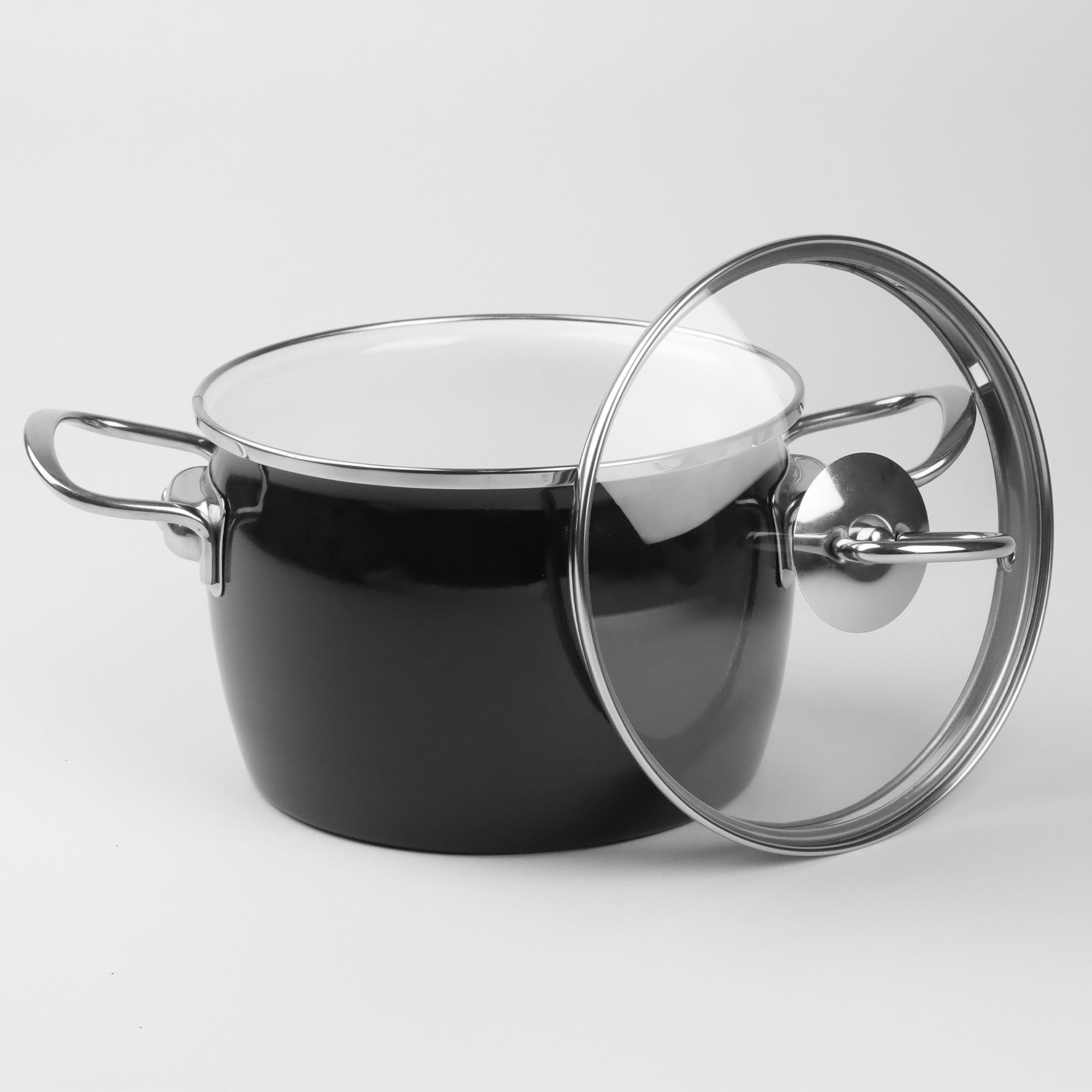 Set of enamel pots 2,3L 3L 4L 5L black INDUCTION GAS MARYNA Number of items in the set 8