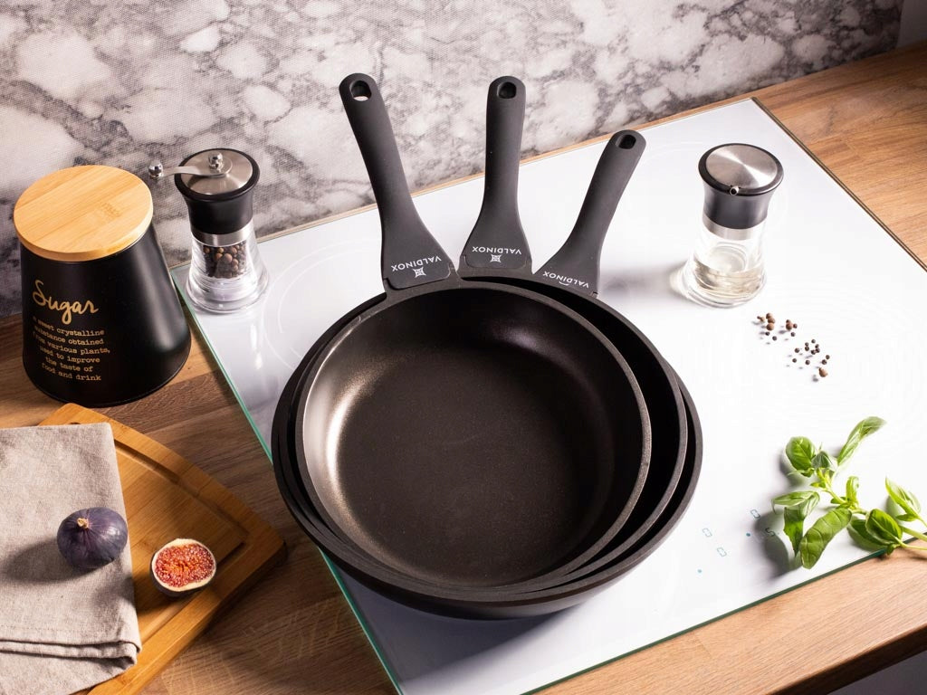 Set of pans with durable premium coating Valdinox Expert 24/28/30 cm Manufacturer code 0204003481