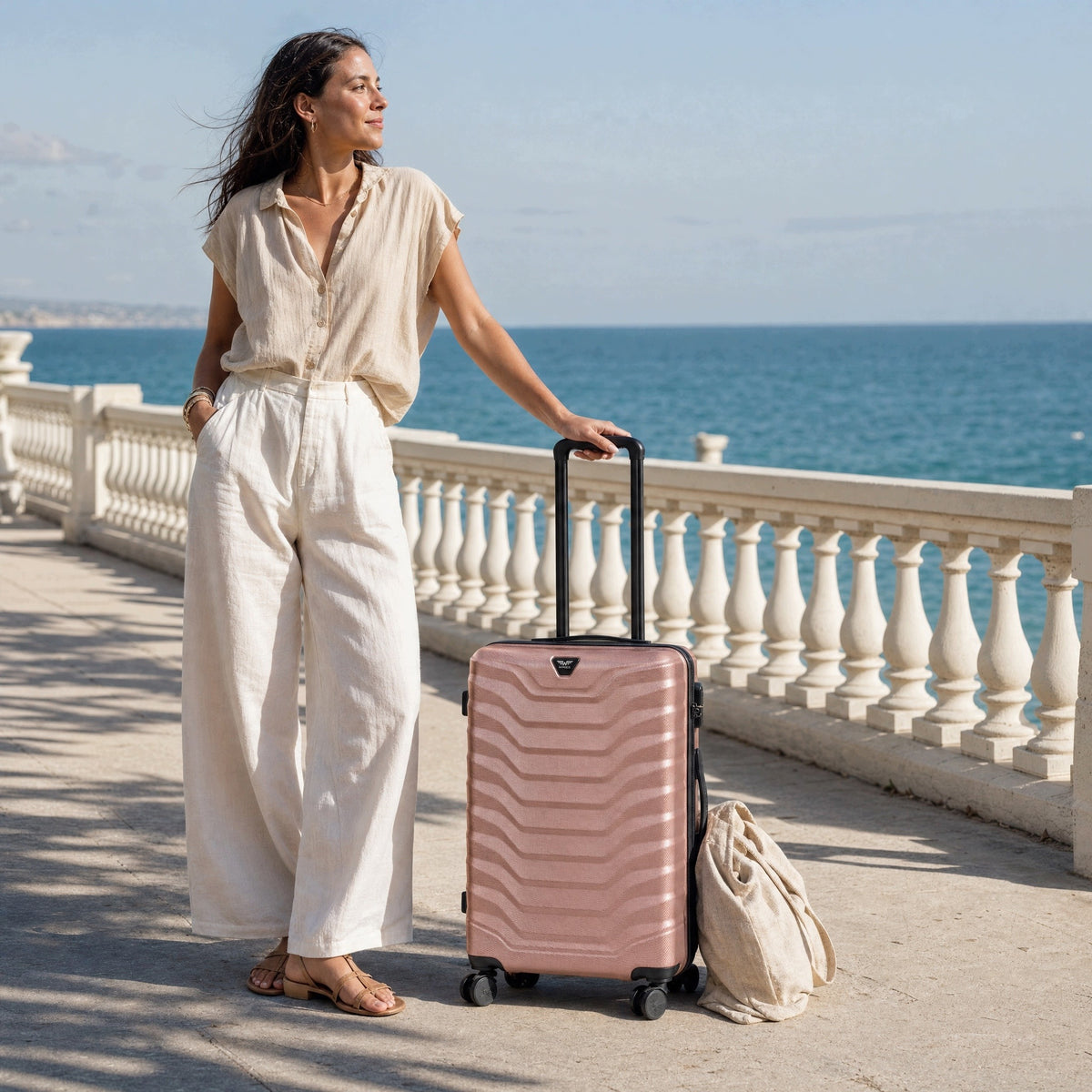 Set of suitcases WINGS 4 pcs 100% polycarbonate case small medium large Packaging status original