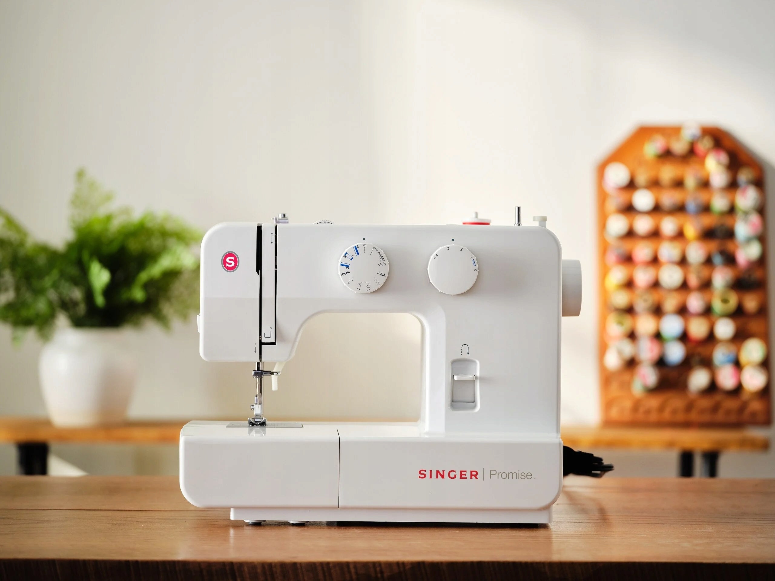Sewing machine SINGER 1409 Promise Batteries included no