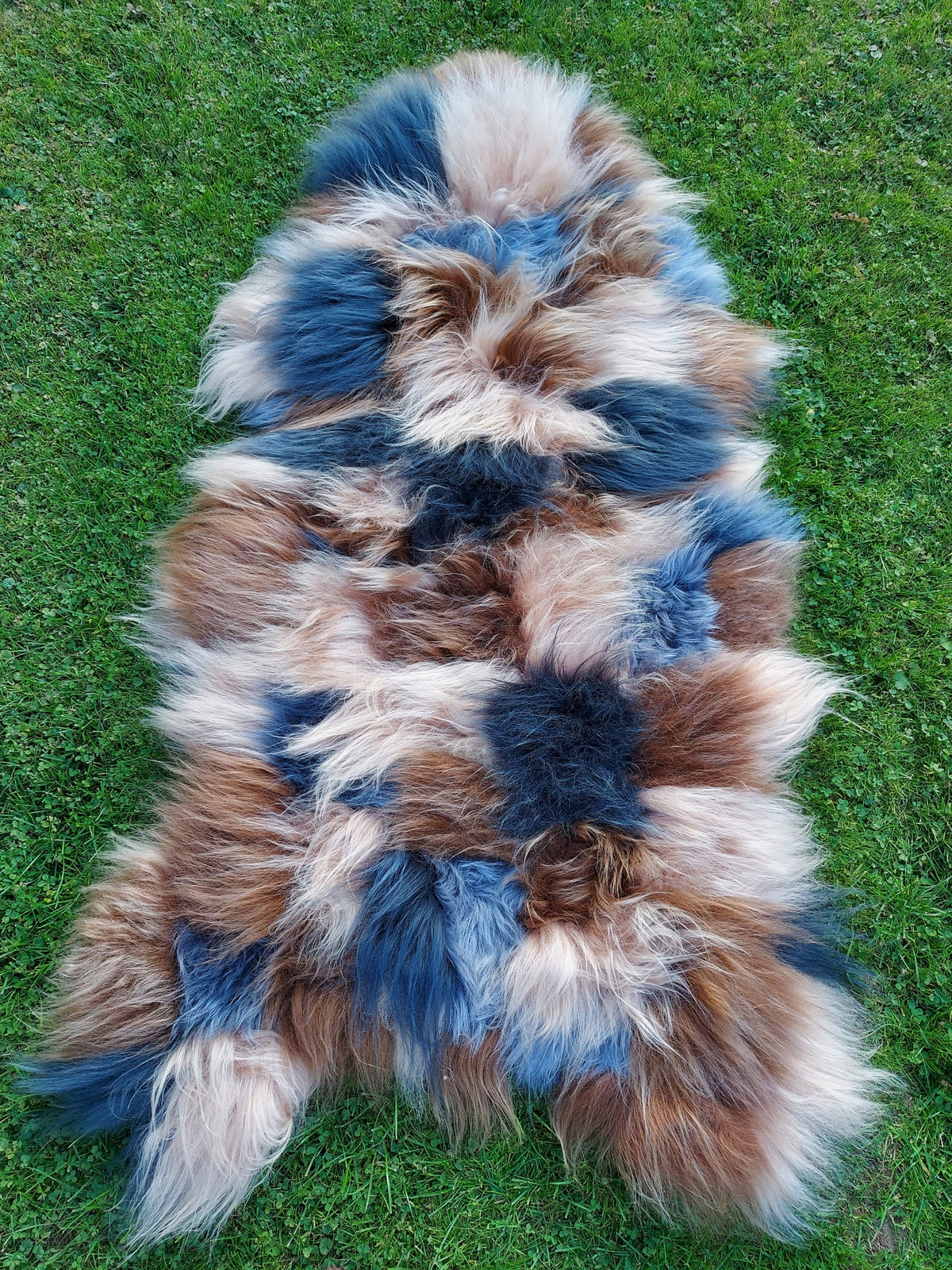 Sheepskin GIANT Carpet Stapled Natural Long Hair Wool Carpet Manufacturer code DSZIS