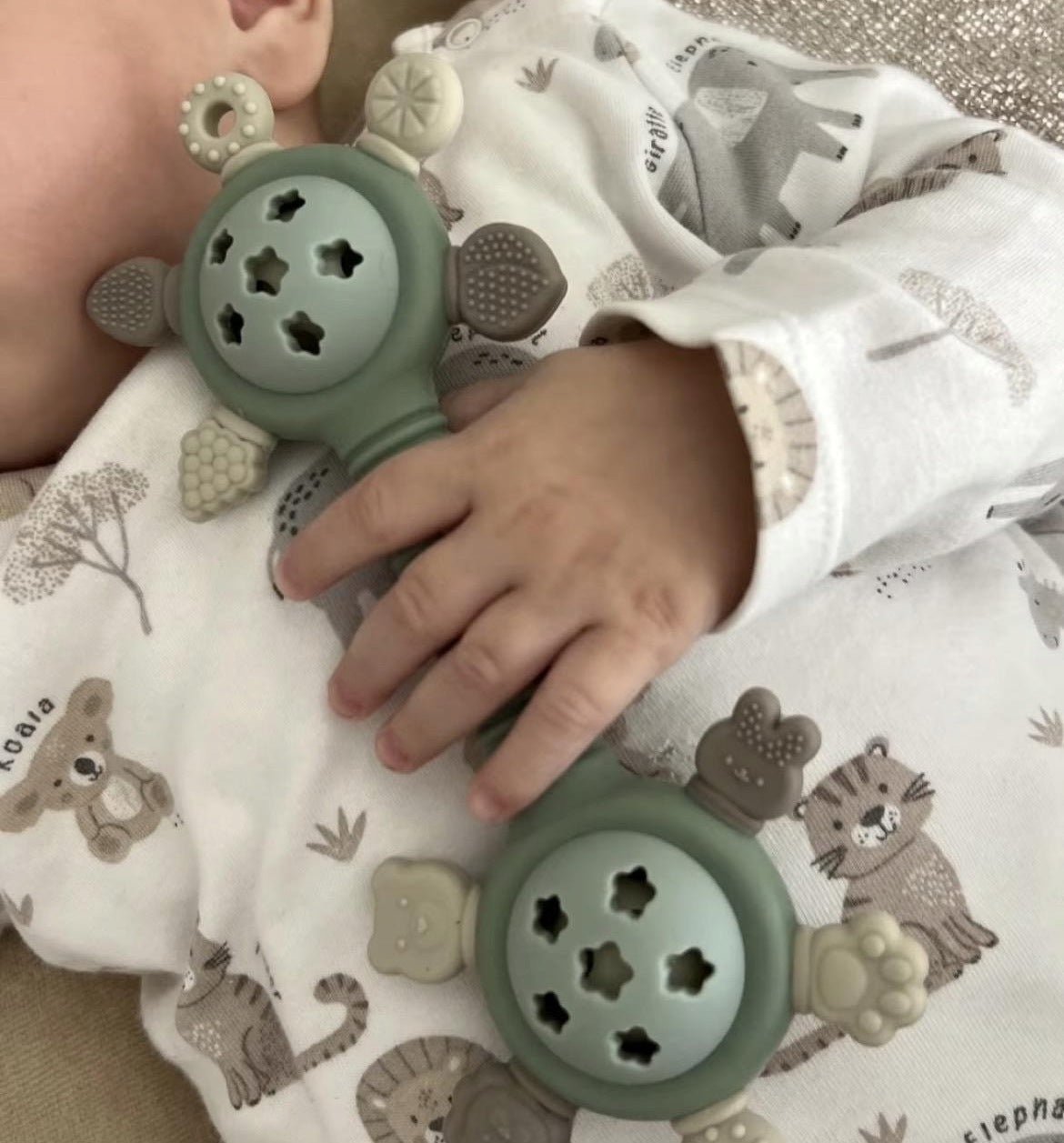 Silicone Sensory Rattle Teething Teether Bo Jungle JADE 0m+ Manufacturer code B931200