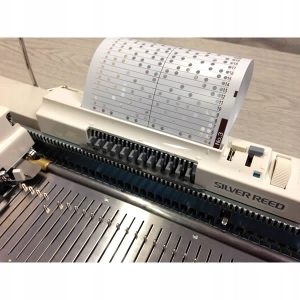 Silver Reed SK155 knitting machine for perforated cards for thick threads Manufacturer code SK155
