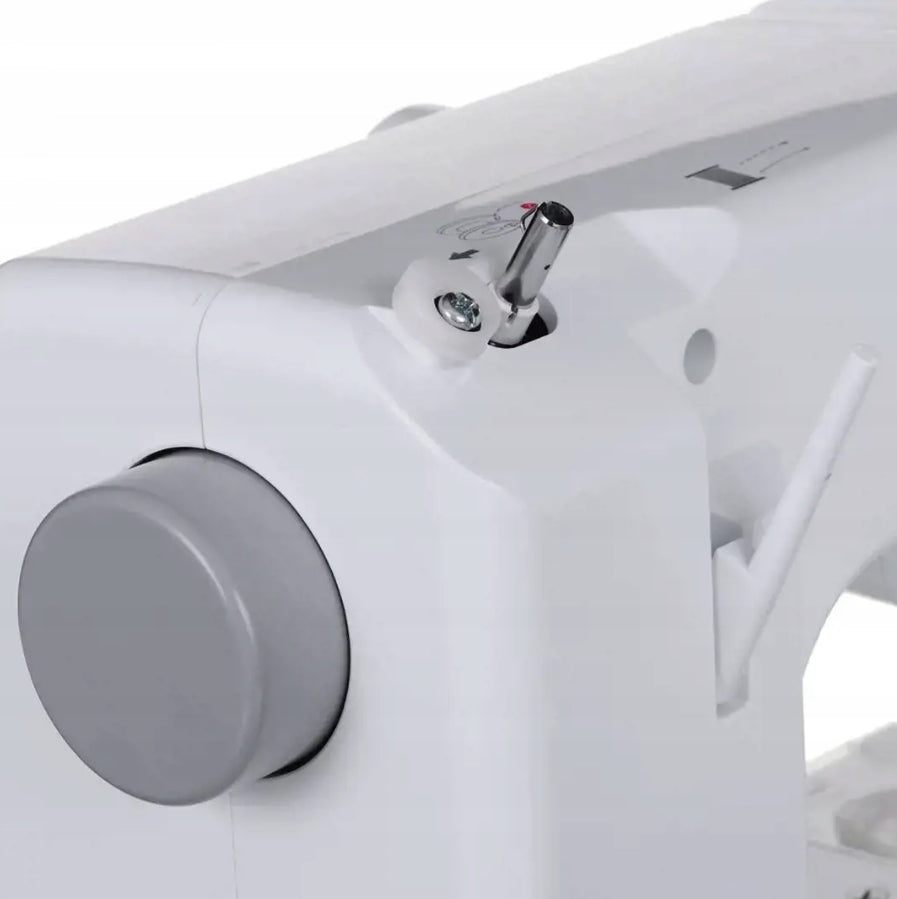 Singer | Sewing machine | M1005 | Number of stitches 11 | Number of holes per Dominant color white