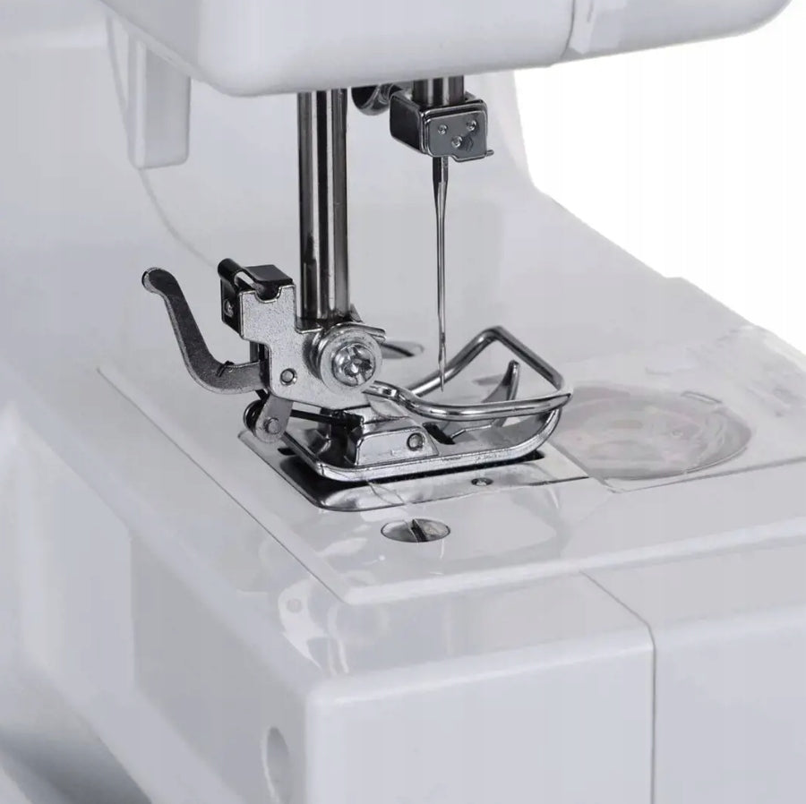 Singer | Sewing machine | M1005 | Number of stitches 11 | Number of holes per Material synthetic material