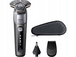 SkinIQ Men's Electric Head Shaver Series 6000 Philips S6830/95