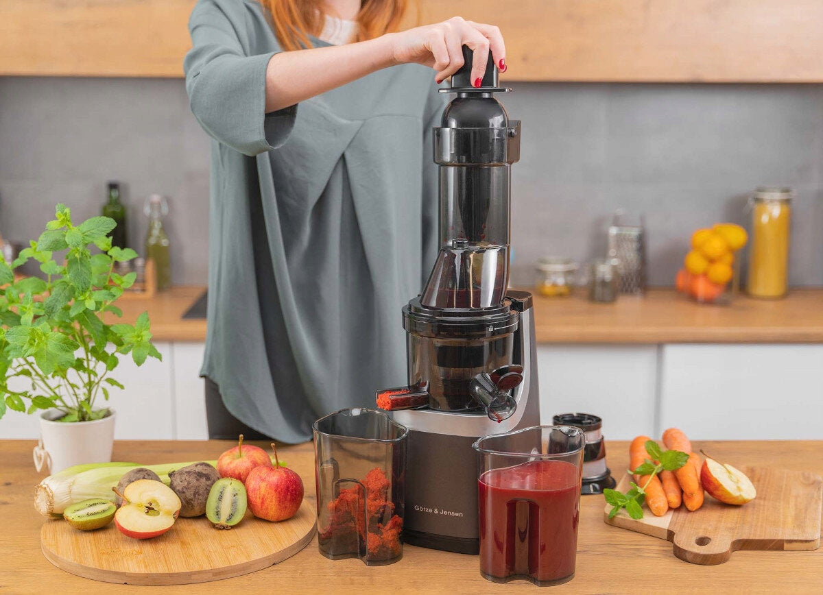 Slow juicer GÖTZE & JENSEN SJ701T Power rating 200 W
