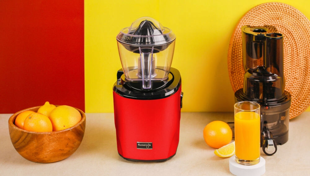 Slow juicer KUVINGS Revo 830 Red Brand Kuvings
